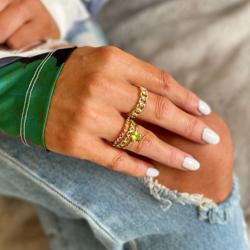 peridot heart ring